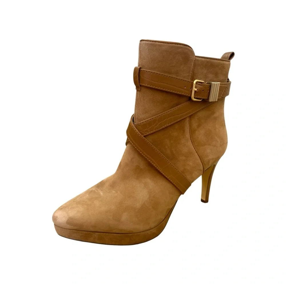 White House Black Market  Suede Ankle Boots Toasted Coconut Size 9 NWT